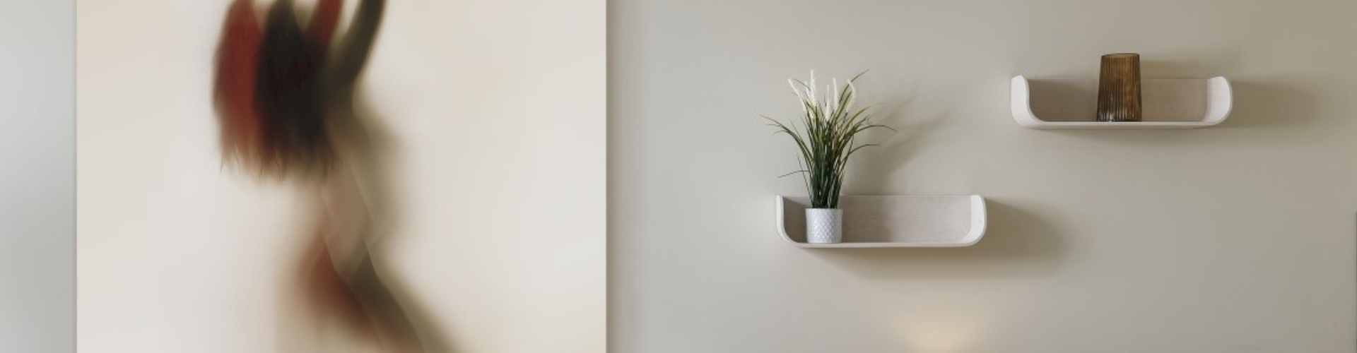 Regale & Sideboards